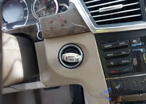 2010 Mercedes-Benz E 350 4Matic из США, поврежденный, VIN WDDHF8HBXAA123750